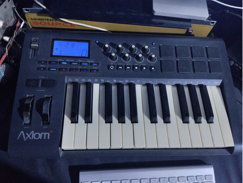 Teclado Midi M Audio Axyom 25 