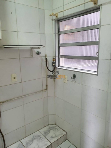 Imagem 9 de 16 de Apartamento À Venda No Embaré - Praia - Com Sacada - Piso Frio!