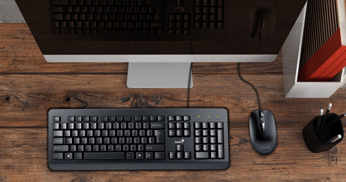 Kit de teclado y mouse Genius KM-160 Inglés US de color negro