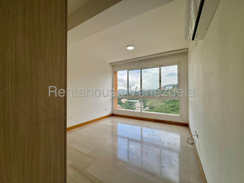 Rm Apartamento (1 Nivel) En Alquiler En Lomas Del Sol