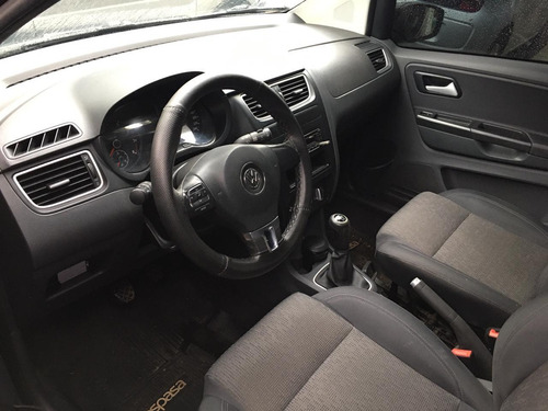 Volkswagen Fox 1.6 Comfortline Pack 5 P 2013