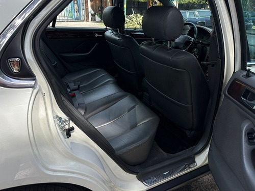 Imagen 16 de 25 de Rover 620 Si 2.0 De 131cv 88.000km 2a Mano 1995 Unico!