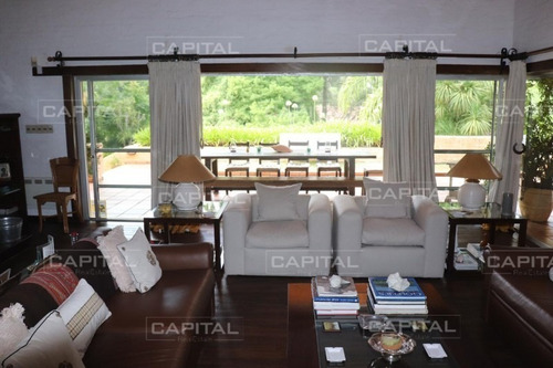 Casa De 7 Dormitorios + Piscina En San Rafael- Ref: 30314