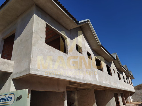 Imagem 4 de 13 de Venda Sobrado 5 Quartos No Bairro Coqueiral - R142545