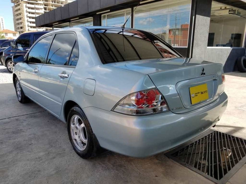 Imagen 6 de 10 de Mitsubishi Lancer Glx 2014