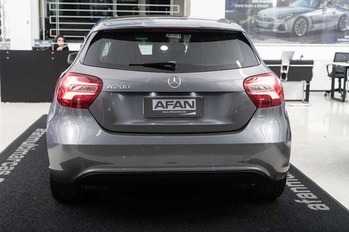 Imagem 3 de 14 de Mercedes-benz A200 Sport 1.6t Flex 156cv C/teto Aut./2018