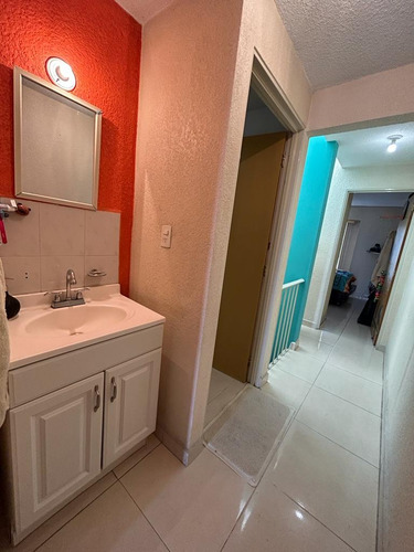 Casa En Venta En Los Héroes Tecamac
