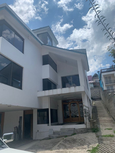 Casa Cerca De Palacio De Gobierno Toluca En Renta