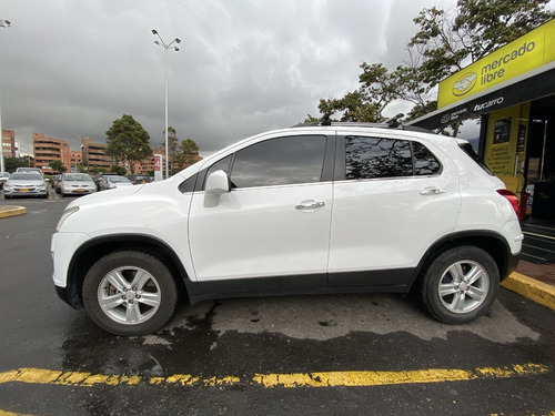 Imagen 4 de 21 de Chevrolet Tracker Lt 1.8