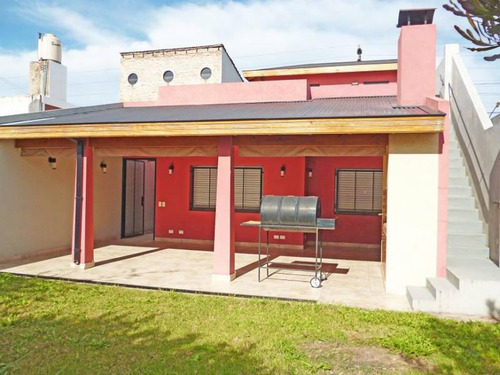 Casa 5 Amb Remodelada A Nuevo Con Cochera Oportunidad Hasta El 25%- Financiado Ó Toma Parte De Pago .consulte !