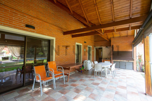 Venta Canning Casa 4 Ambientes En St Thomas Sur
