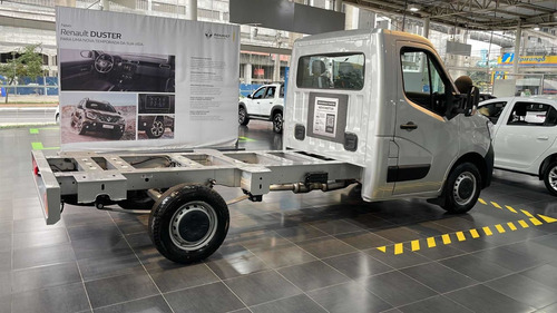 Imagem 2 de 7 de Renault Master Chassi Cabine