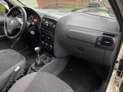 Fiat Siena 1.6 El Gnc 5ta 2015 Unico Dueño Permuto Financio