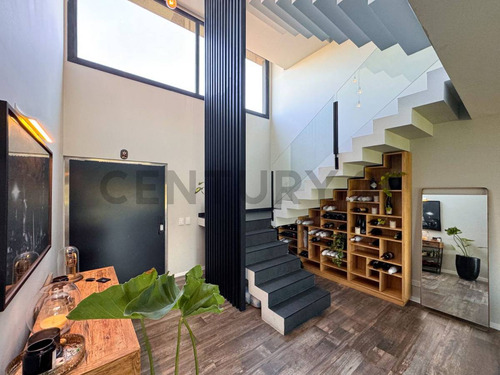 Virazón Nordelta Al Lago Casa De 3 Plantas En Venta