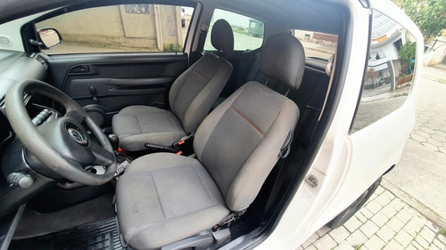 Imagem 9 de 9 de Volkswagen Fox 2010 1.0 Vht Total Flex 3p