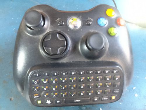 Joystick Xbox 360 Con Teclado Negro (Usado)