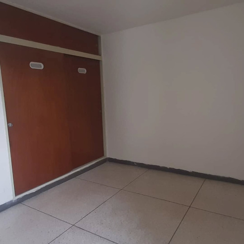 Venta Res Los Castores San Antonio De Los Altos.