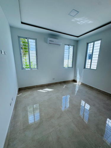 ¡hermosa Casa En Venta!gurabo 250 M2 De Terreno |