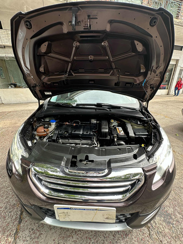 Peugeot 2008 1.6 Feline