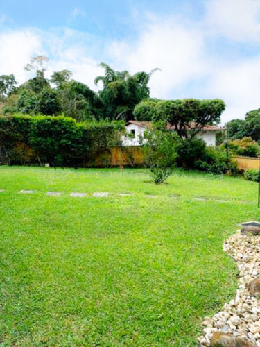 Imagen 8 de 9 de Hermosa Casa Con Amplio Terreno Y Jardin En La Lagunita Country Club - El Hatillo