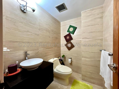 Los Palos Grandes, Apartamento En Venta
