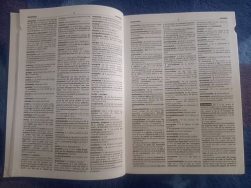 Larousse (Usado)