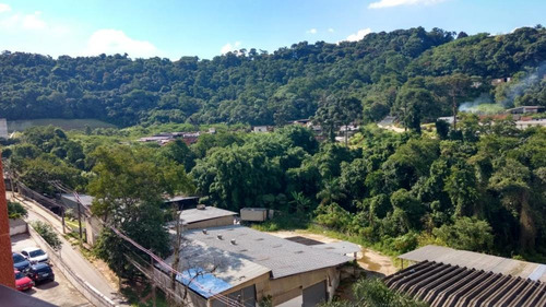 Imagem 3 de 12 de Belo Apartamento 02 Dormitórios Vista Alegre Embu - Sp - Ap358v