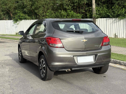Chevrolet Onix 1.4 MPFI LT 8V FLEX 4P MANUAL