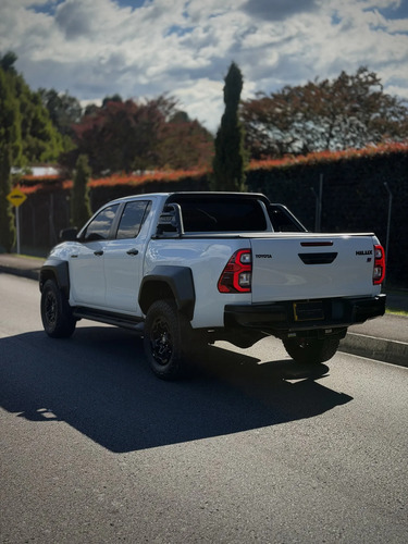 Toyota Hilux GR Turbo Diesel 2025