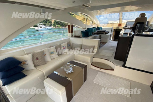 Schaefer Phantom 620 -ñ Ferretti Azimut Intermarine Beneteau