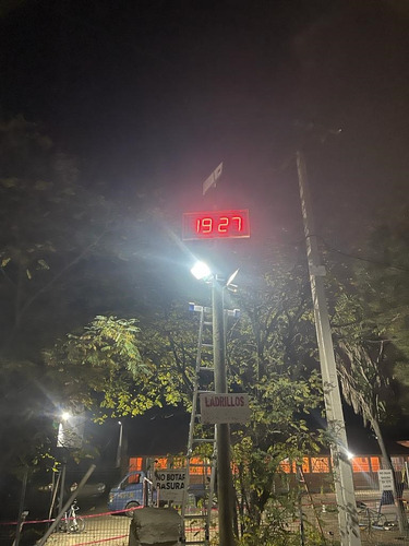 Reloj Led Grande Pared, Hora, Minutos Y Temperatura 80x32cm Negro