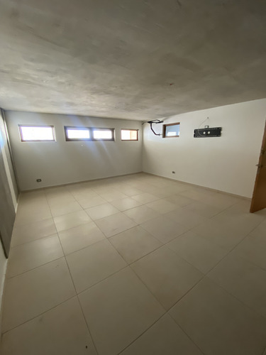 Hermosa Casa En Avenida Blanca Estela Concón