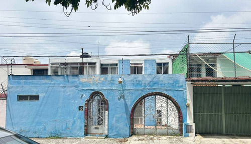 Casa En Renta, Colonia Quintas Marthas, Cuernavaca, Morelos.
