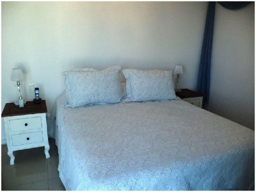 Apartamento En Alquiler Por Temporada De 3 Dormitorios En Playa Brava