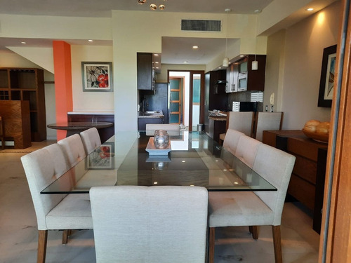 Imagen 11 de 30 de Casa En Venta En Tigre Club De Golf Alberca Privada.