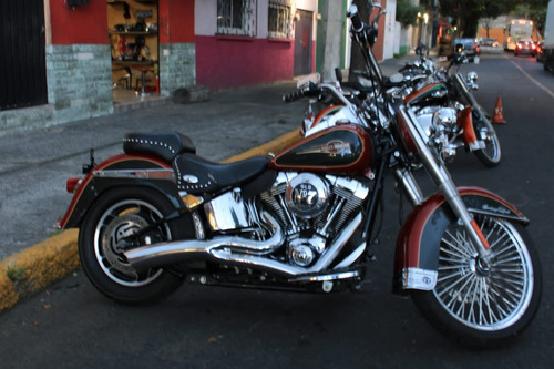Harley Davidson Heritage Softail