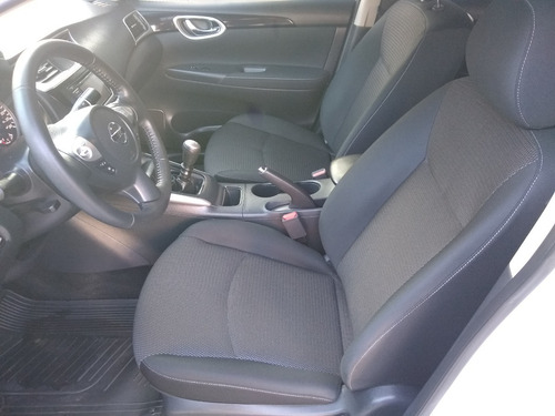 Imagen 10 de 14 de Nissan Sentra