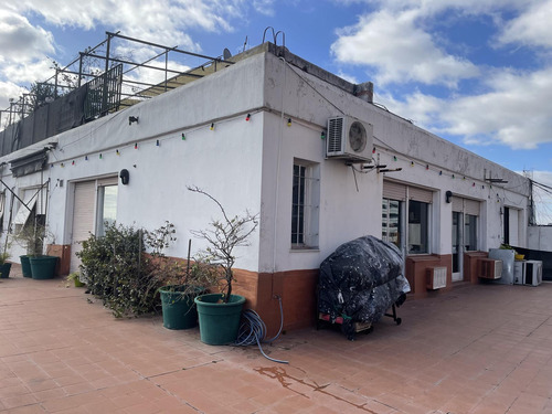 Oficina Con Balcon Terraza En Montserrat