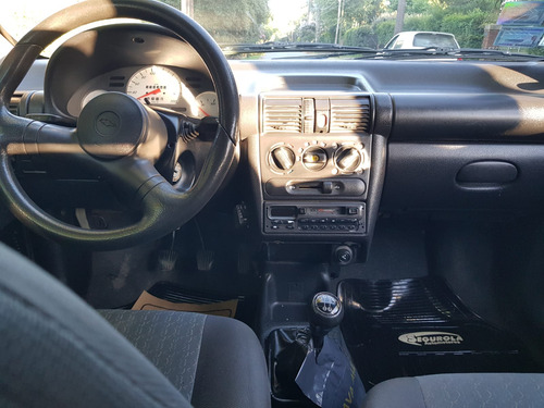 Chevrolet Corsa 1.6 Wind
