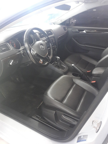 Imagen 11 de 15 de Volkswagen Vento 1.4 Highline 150cv At 2017