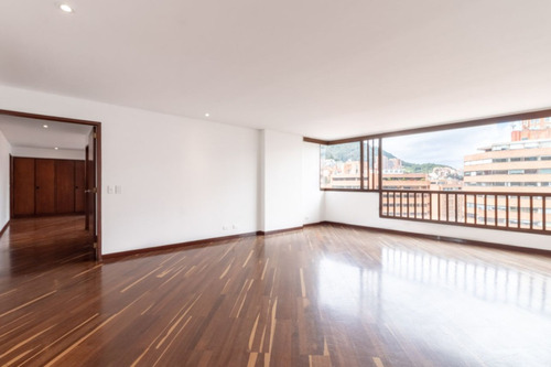 Apartamento En Venta En Bogotá Bellavista. Cod 11751