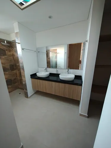 Para Estrenar En La Mesa, Cundinamarca