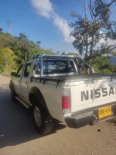 Nissan Frontier 2.4 Ax D22 4x2