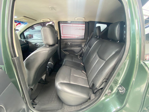 Imagem 5 de 5 de Nissan Livina Sl