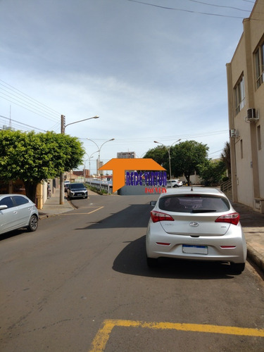 Imagem 9 de 11 de Vende - Terreno - Alto Padrão - Ourinhos/sp Área Mista - Residencia Ou Comercial Área Total 863,00m² - 21.35 X 40.45 Mts - 1642te - 70839132