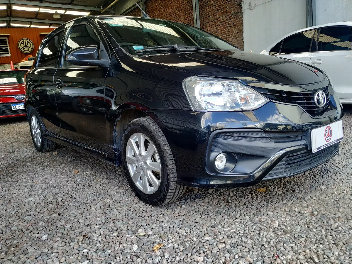 Toyota Etios 1.5 Sedan Xls