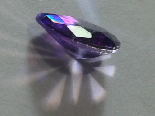 47 Se Vende Zircon Color Amatista Forma De Gotas Original