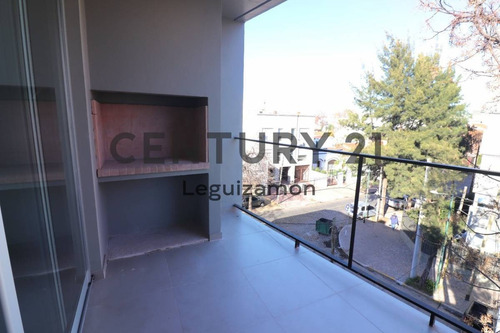 Imagen 9 de 25 de Departamento De 3 Ambientes Con Cocheras En Venta - Beccar