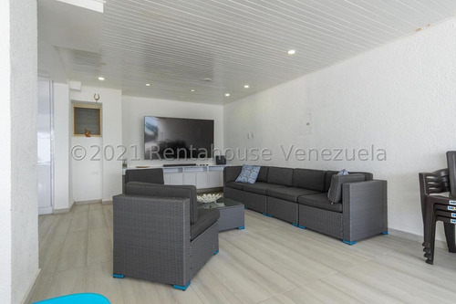 Imagen 4 de 10 de Casa En Venta En Los Naranjos. Mls 22-6458. Maria Jose Diaz 04241747490