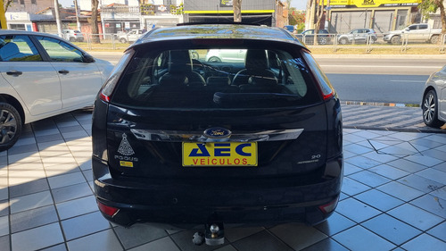 Ford Focus Focus Hatch Ghia 2.0 16V Duratec (Aut)